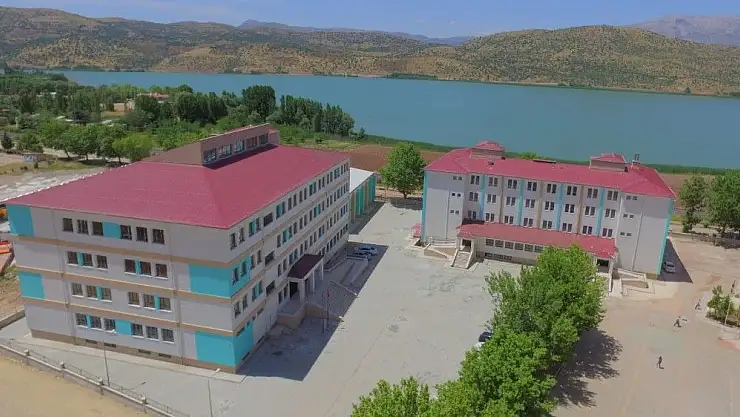 'Gölbaşı ilçesinde Fen ve Sosyal Bilimler Program Okulu açıldı'