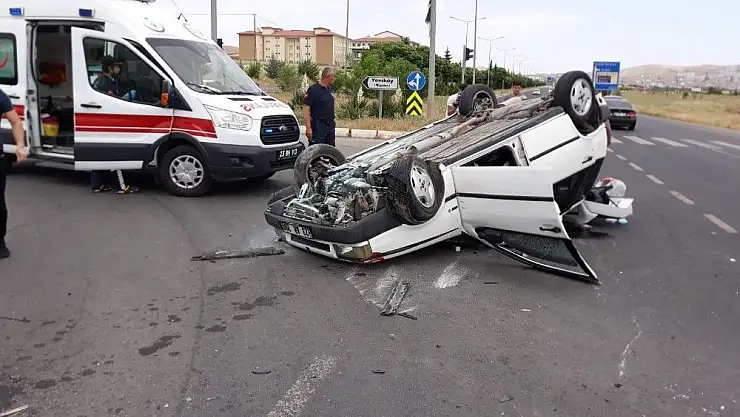 'Elazığ´da otomobil takla attı: 1 yaralı'