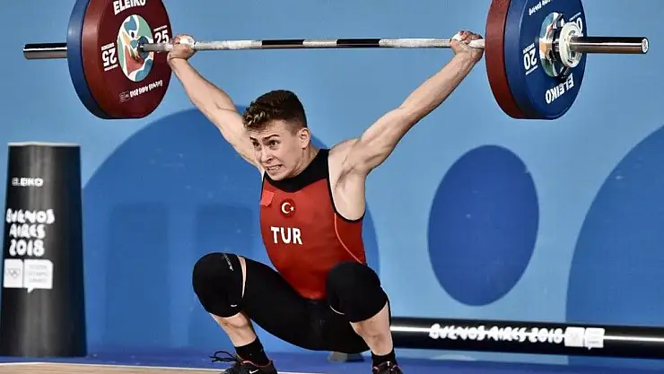 'Caner Toptaş, halterde Dünya Şampiyonu oldu'