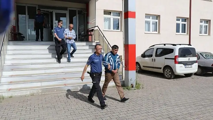'İnsan kaçakçıları suçüstü yakalandı'