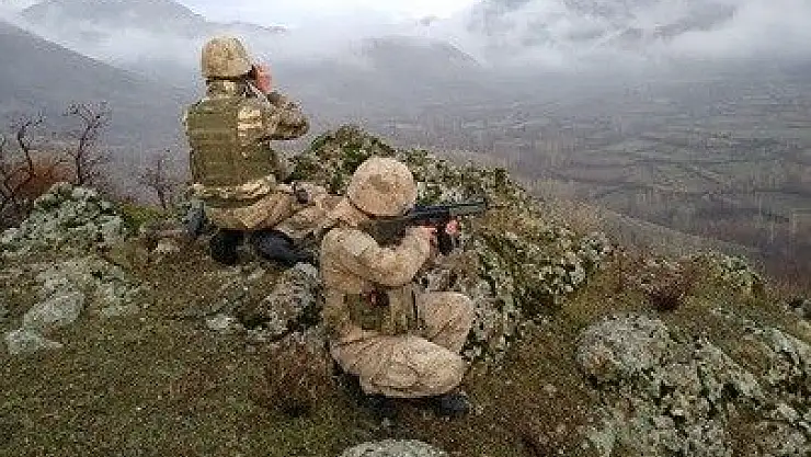 'Elazığ´da  jandarma 2 yılda, 14 teröristi etkisiz hale getirdi, 597 kilo esrar ele geçirdi'