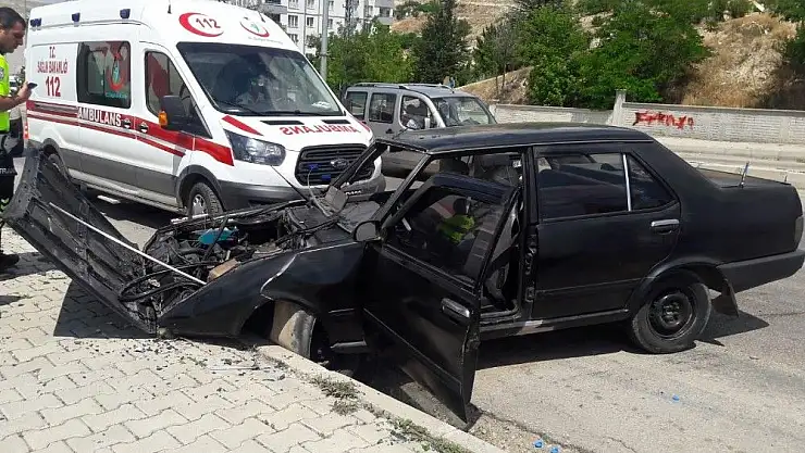 'Sivas´ta trafik kazası 5 yaralı'