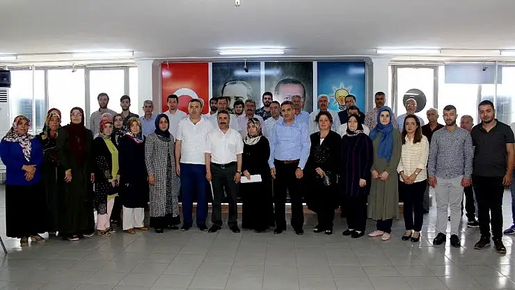 'AK Parti´den Mürsi´nin ölümüyle ilgili açıklama'