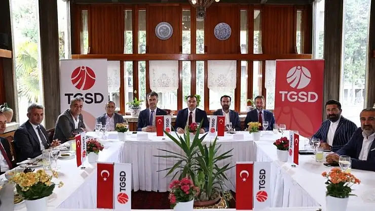 'Elazığ´dan önemli tekstil adımı, yatırımı düşünen 10 firmayla görüşüldü'