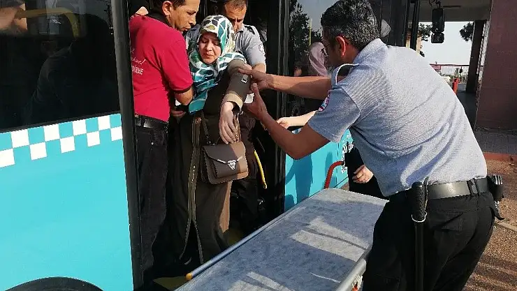 'Otobüs şoförü bayılan kadını hastaneye yetiştirdi'