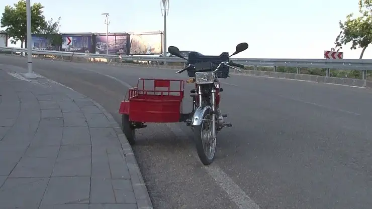 'Elazığ´da sepetli motorsiklet devrildi: 5 yaralı'