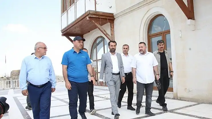 'Başkan Şerifoğulları, ''Elazığ müzeler şehri olma yolunda emin adımlarla ilerliyor'''