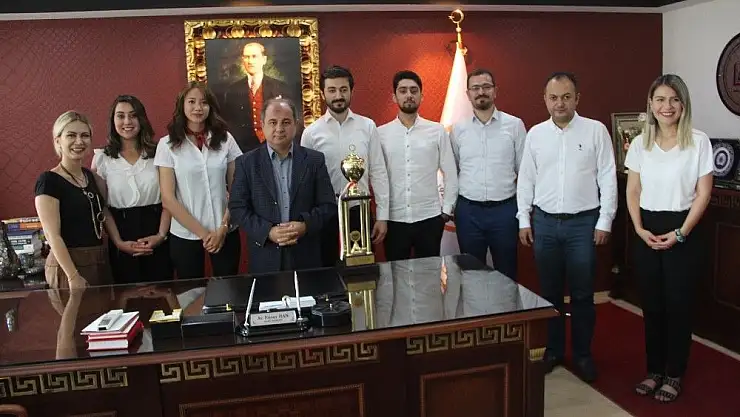 'Malatya Barosunda kupa töreni'