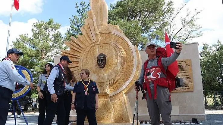 'Atatürk´ün Sivas´a gelişinin 100´üncü yılı kutlandı'