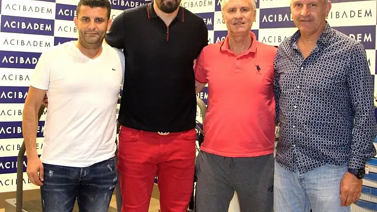 'Sivasspor teknik heyeti sağlık kontrolünden geçti'