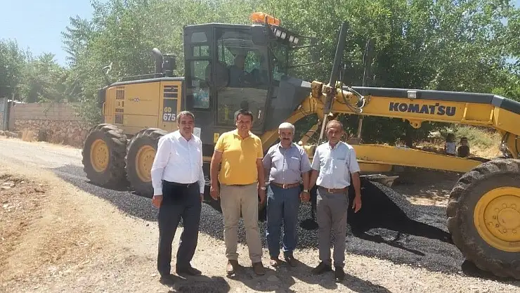 'Başkan Erdoğan asfalt olmayan yolun kalmayacağını söyledi'