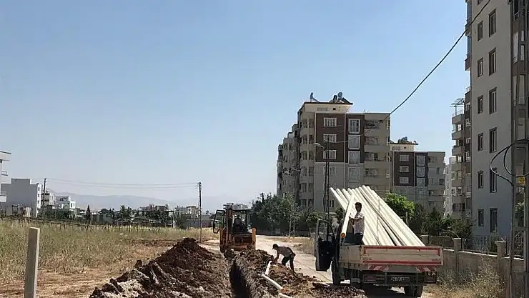 'Yunus Emre Mahallesinin Altyapısı Yenileniyor'