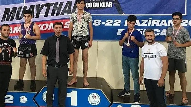 'Sivaslı sporcular Erzincan´dan madalyayla döndü'