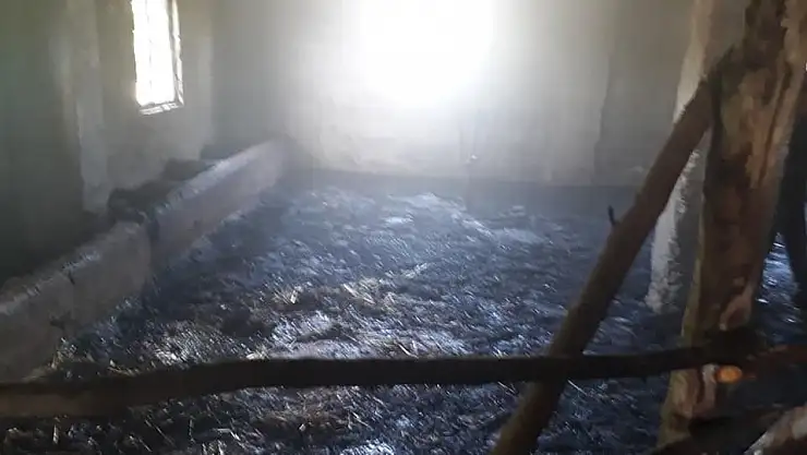 'Ahır yangını söndürüldü'