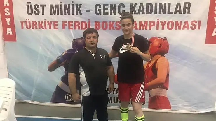 'Gizem Özer Türkiye şampiyonu oldu'