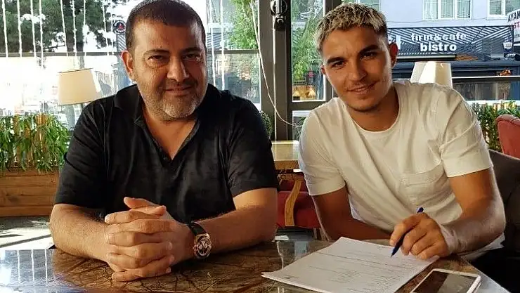 'Elazığspor,  Cengizhan Akgün´le sözleşmeyi 1 yıl uzattı'