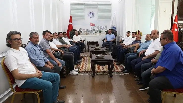 'Bursa Malatya Darendeliler Derneği´nden Başkan Güder´e ziyaret'