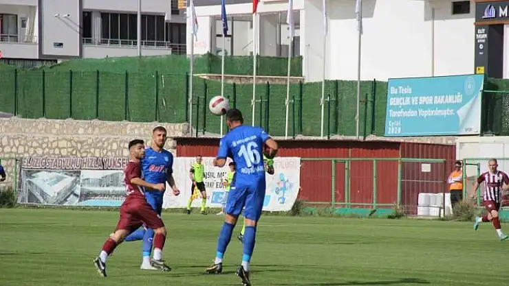 '23 Elazığ FK, Sivas Dört Eylül Futbol karşısında'