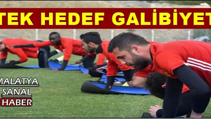 Buz, orta sahada Murat Akça ile Murat Yıldırım´ı denedi