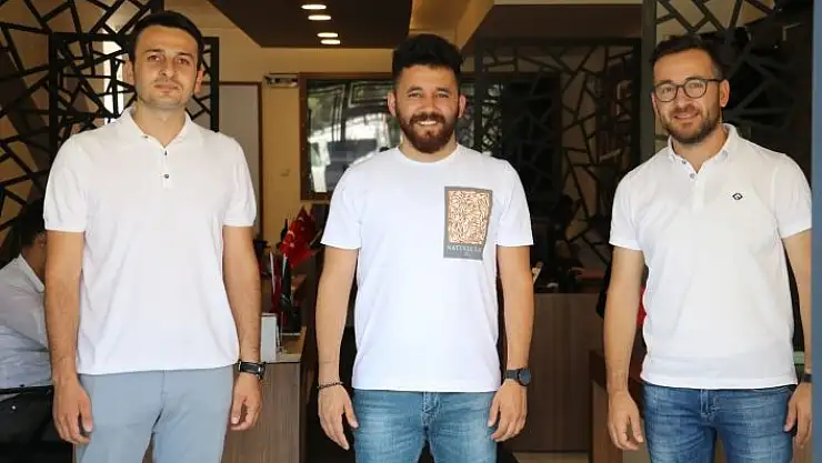 '3 kişi ile başladıkları sektörde 14 gence istihdam sağlıyorlar'