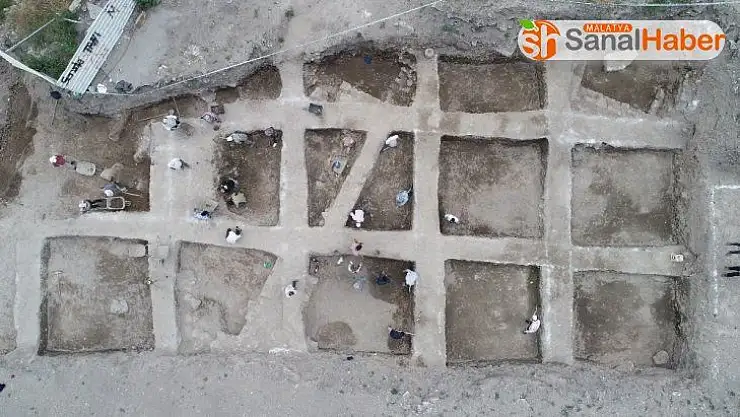 4 bin yıllık toprak kalede arkeolojik kazı