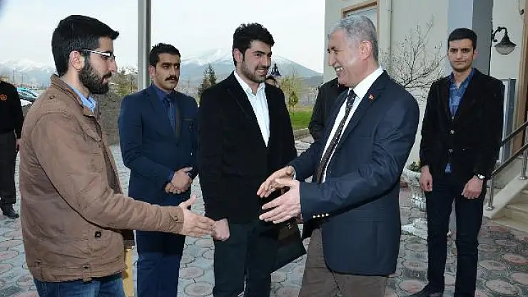 AK Parti Gençlik Kollarından Ziyaret