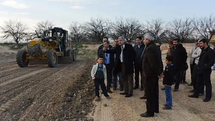 Yeşilyurt Belediyesinden Sütlüce Mahallesine Spor Sahası