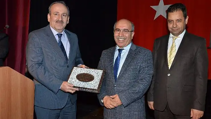 '''Yeşilyurt KitapYURDU'' Projesi ile Yazar Halk Buluşmasının İlki Gerçekleşti'