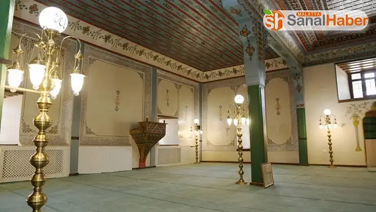 707 yıllık cami restorasyonun ardından yeniden hizmete açıldı