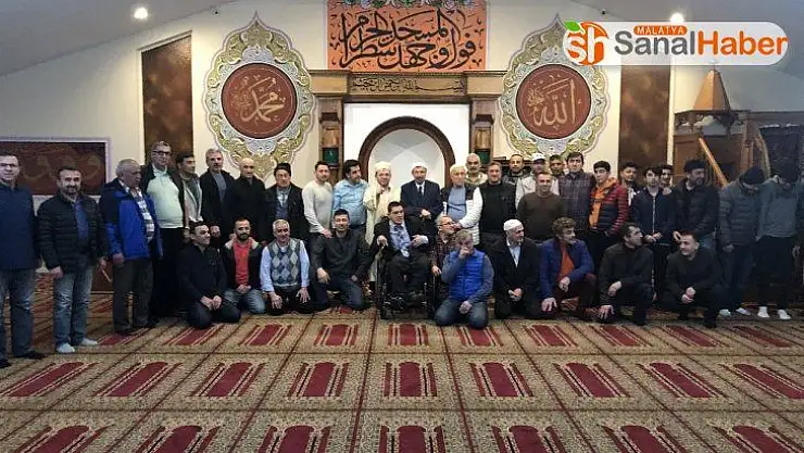 ABD'de Regaip Kandili idrak edildi