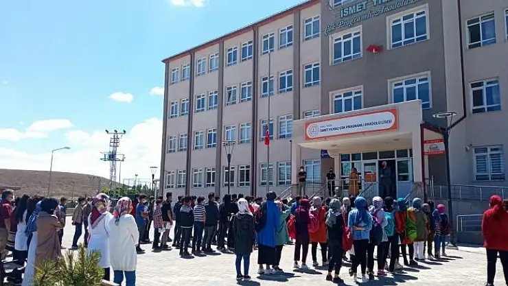 'ADEM´den belde öğrencilerine 3 bin kitap'