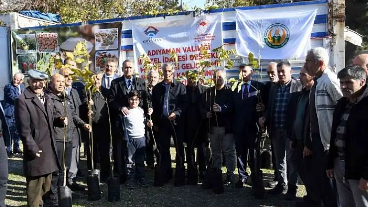 'Adıyaman´da çiftçilere 6 bin ceviz fidanı dağıtıldı'