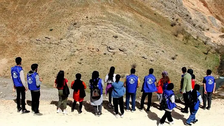 'Adıyaman´da Dinazor Tepesi büyük ilgi çekiyor'