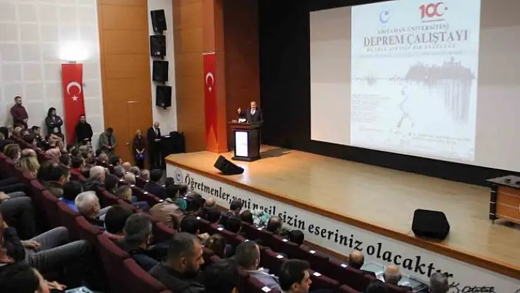 'Adıyaman´da duygusal anların yaşandığı deprem çalıştayı düzenlendi'