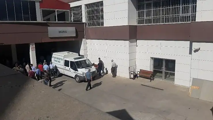 'Adıyaman´da feci olay: 2 ölü, 1 yaralı'