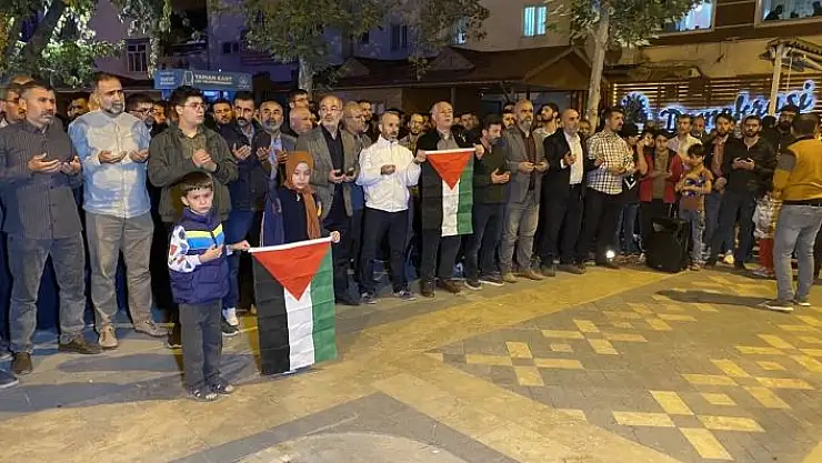 'Adıyaman´da Filistin´e dua, İsrail´e lanet'