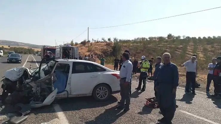 'Adıyaman´da iki otomobil çarpıştı: 1 ölü, 2 yaralı'