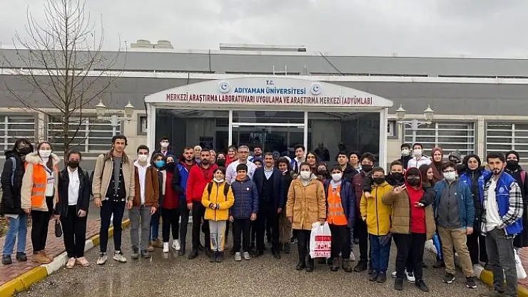 'Adıyaman´da öğrenciler, ADYÜMLAB´ı gezdi'