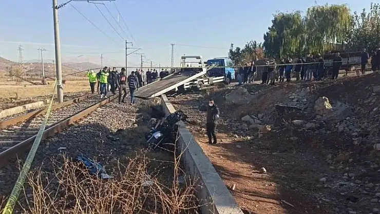 'Adıyaman´da tren kazası: 2 ölü'