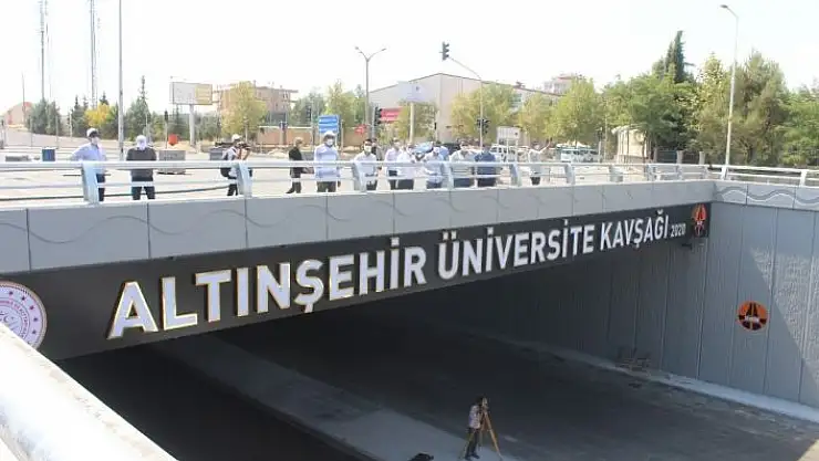 'Adıyaman´ın ilk köprülü kavşağı 15 Ağustos´ta hizmete girecek'