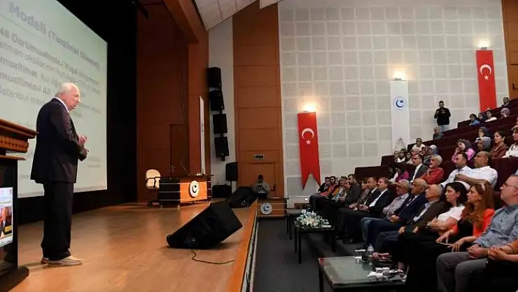 'Adıyaman Üniversitesinde 21. Yüzyılda Öğretmen Olmak konulu konferans'