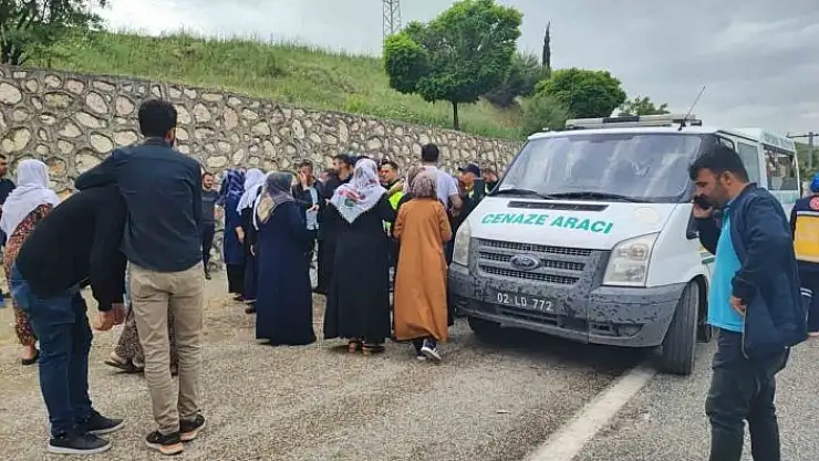 'Adıyamanda otomobil takla attı: 1 ölü, 1 yaralı'