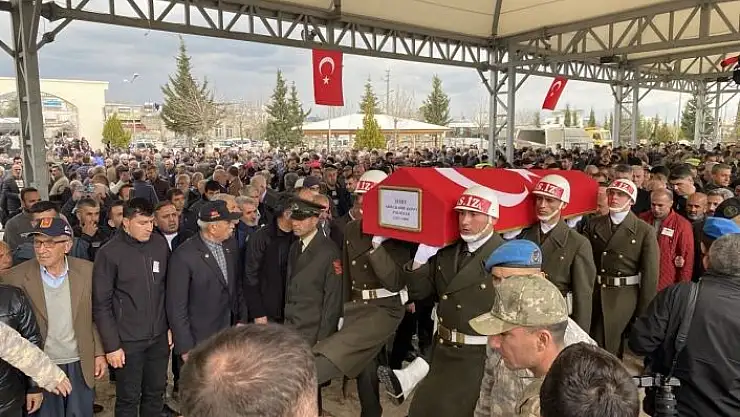 'Adıyamanlı şehit Abdulkadir Akıncı, ebediyete uğurlandı'