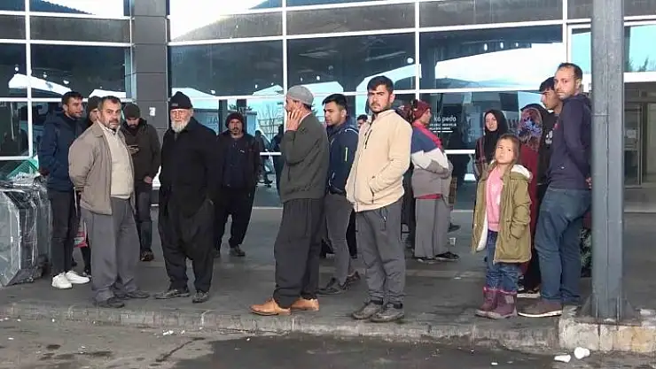 'Afetzedeler, depremin merkezi Kahramanmaraş´a geri dönüyor: Otogarda yoğunluk yaşanıyor'