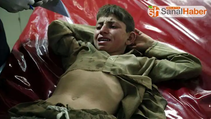 Afganistan'da cuma namazı sırasında patlama
