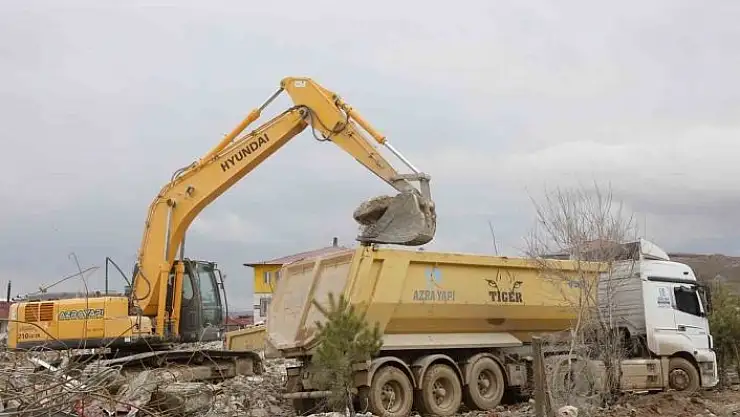 'Afşin´de enkaz kaldırma çalışmaları devam ediyor'