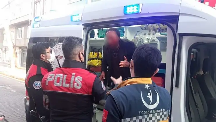 'Aile içinde alacak verecek kavgası: 1´i kadın 4 yaralı'