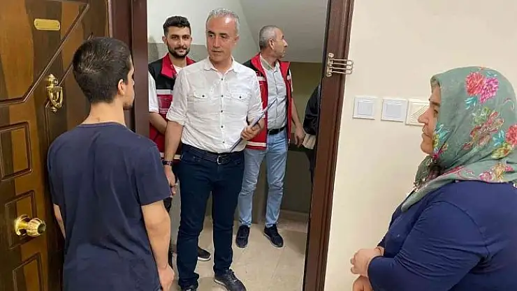 'Aile ve Sosyal Hizmetler 2022 yılında ailelere misafir oldu'