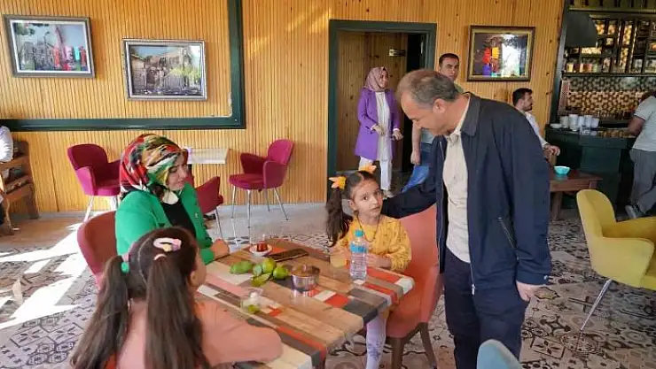 'Ailesini kaybeden depremzede çocuklara moral etkinliği'