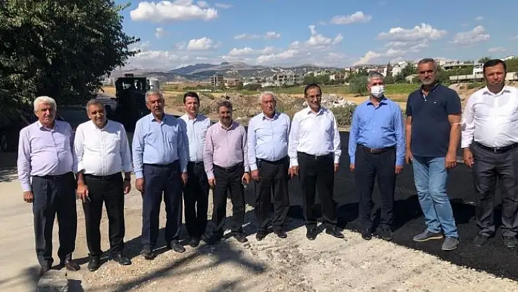 'AK Parti heyeti köy grup yollarında incelemelerde bulundu'